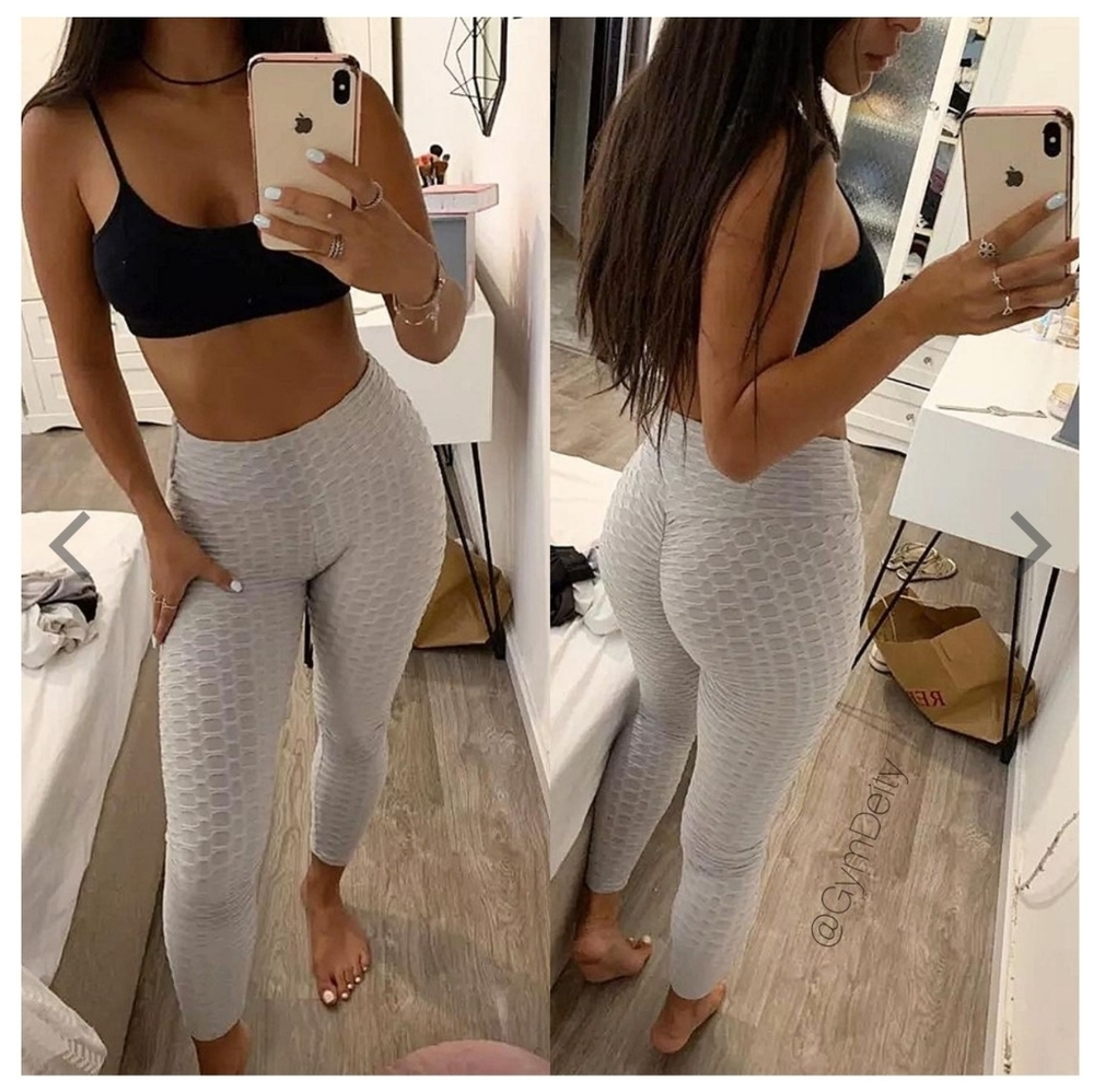 Must-Have Body Enhancing Leggings with Pockets